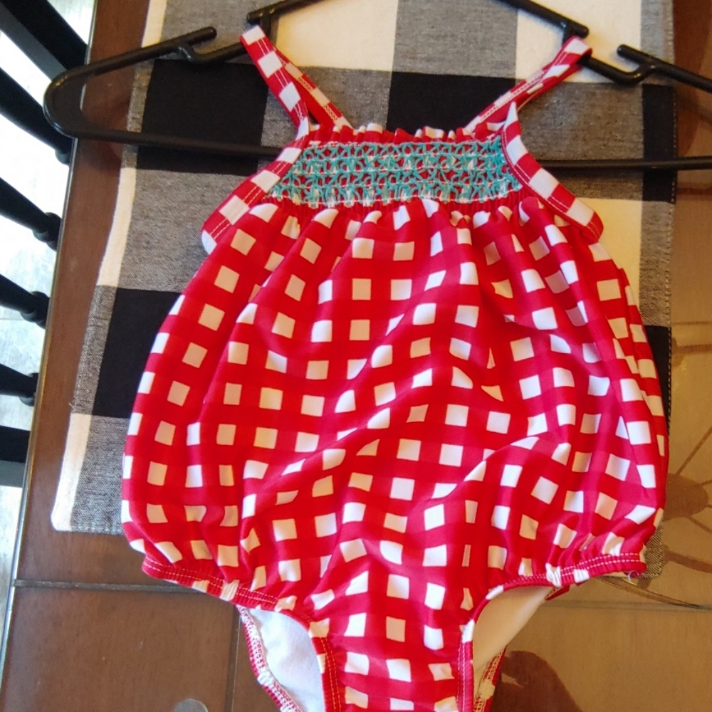 Bathing suit